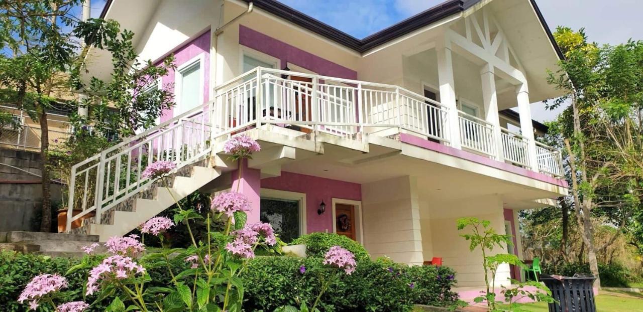 The Carmelence Lodge Tagaytay City Exterior photo